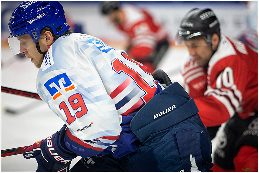 PENNY DEL; Koelner Haie-Adler Mannheim; Koeln, 21.03.2023